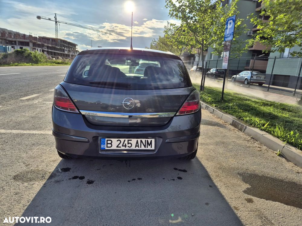 Opel Astra Classic III 1.7 CDTI - 3