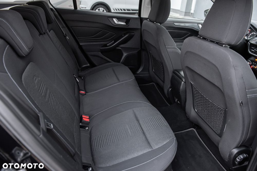 Ford Focus SW - 28