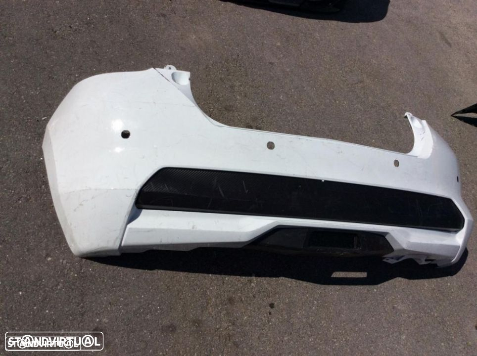 Parachoque nissan micra - 2