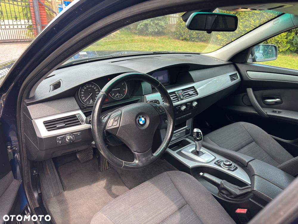 BMW Seria 5 520d - 26