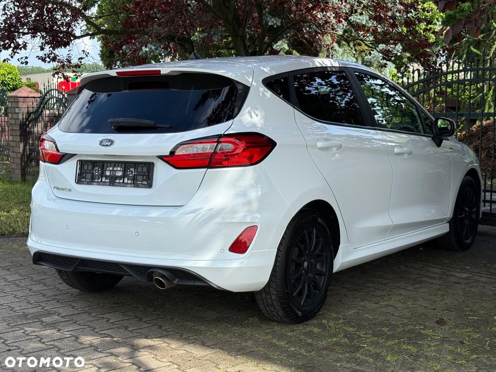 Ford Fiesta - 7