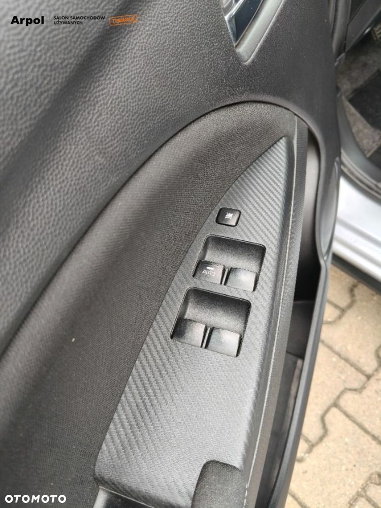 Mitsubishi Space Star 1.2 Intense CVT - 8