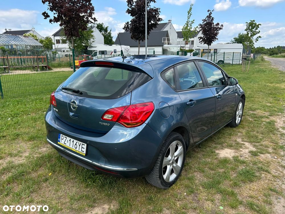 Opel Astra - 2
