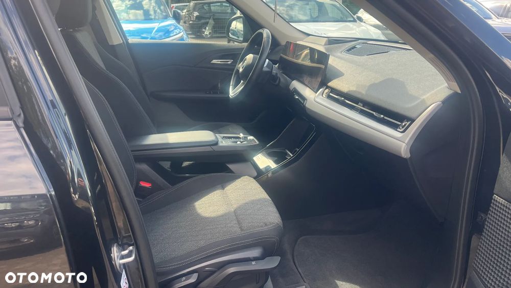 BMW iX1 eDrive20 xLine - 22