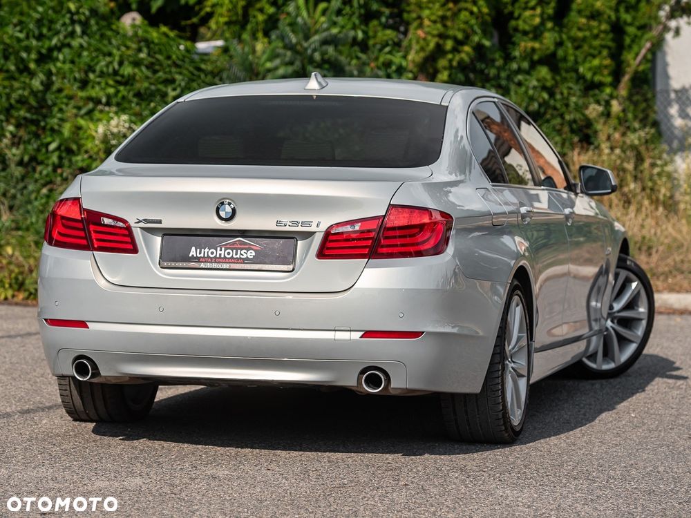 BMW Seria 5 535i xDrive Sport-Aut Luxury Line - 12