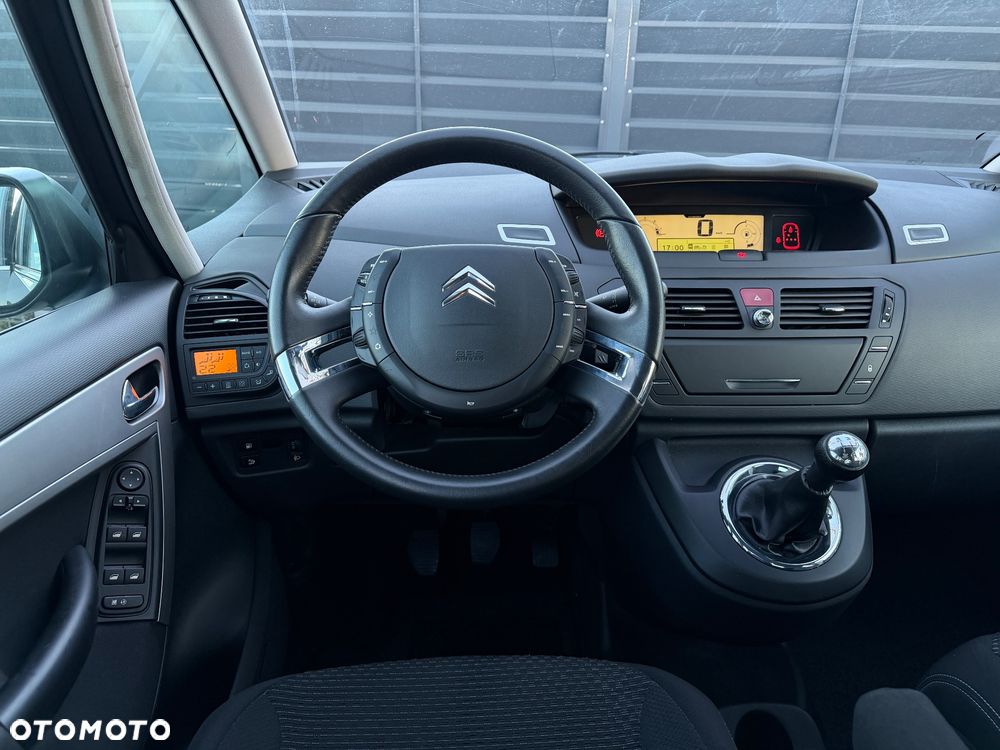 Citroën C4 Picasso - 16