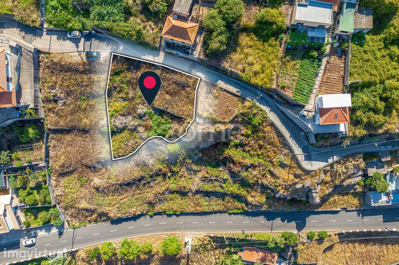 Terreno Urbano para Construção no Campanário | 515 m²