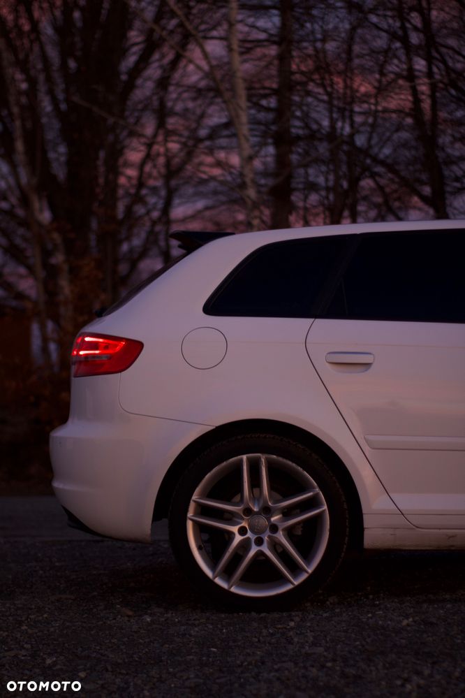 Audi A3 2.0 TDI DPF Ambiente - 11