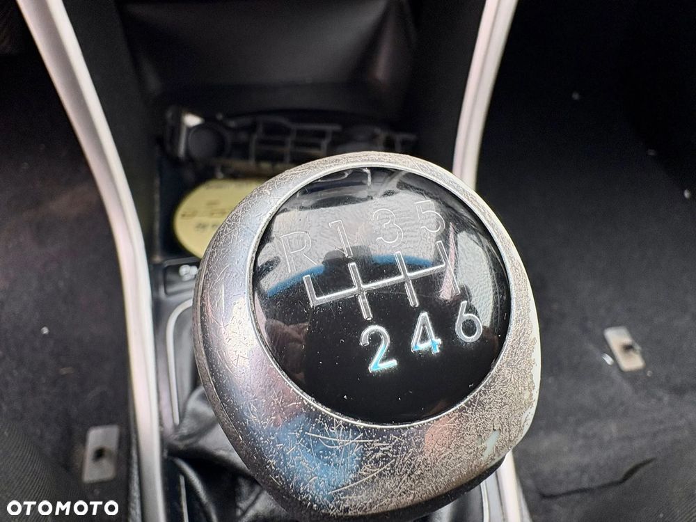 Hyundai i30 1.4 Comfort - 25