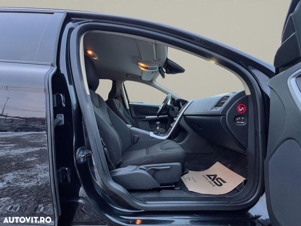 Volvo XC 60 DRIVe Momentum - 20