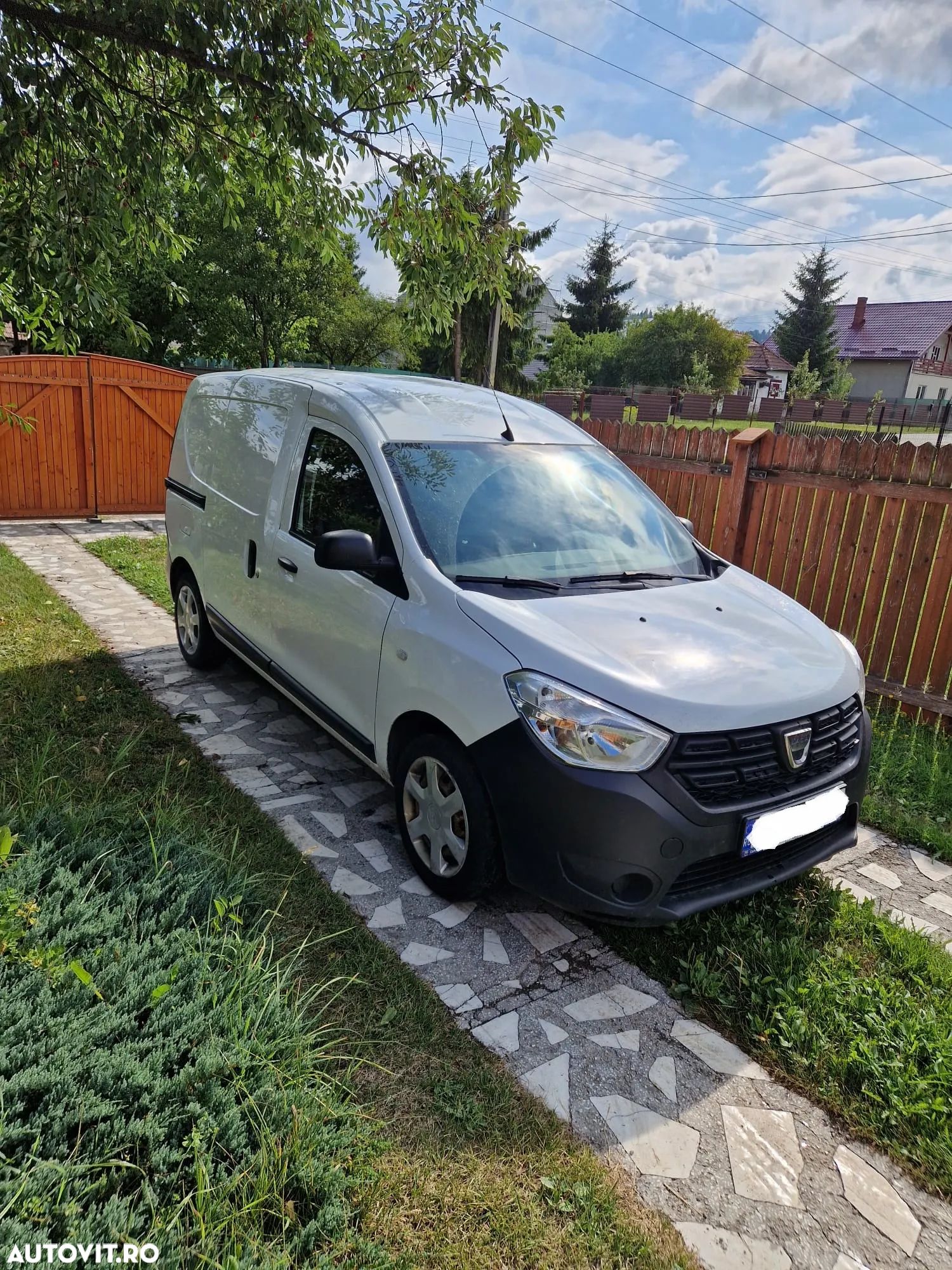 Dacia Dokker - 1