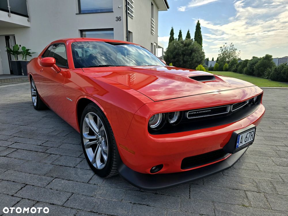 Dodge Challenger - 18