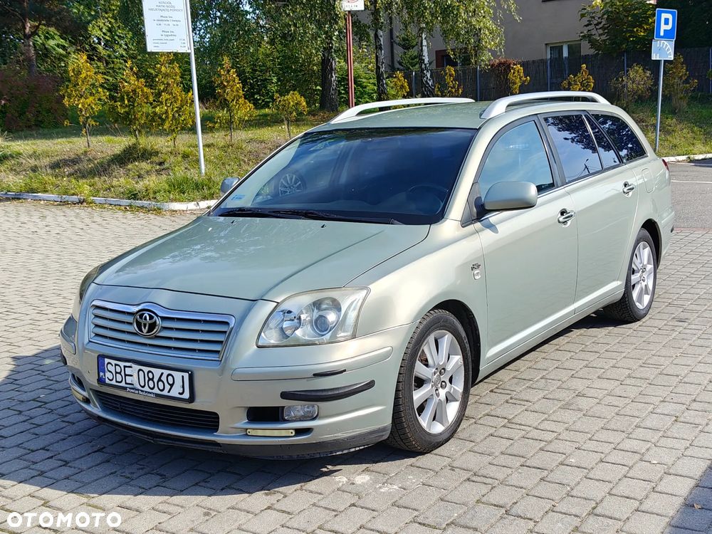 Toyota Avensis 2.0 D-4D Executive - 17