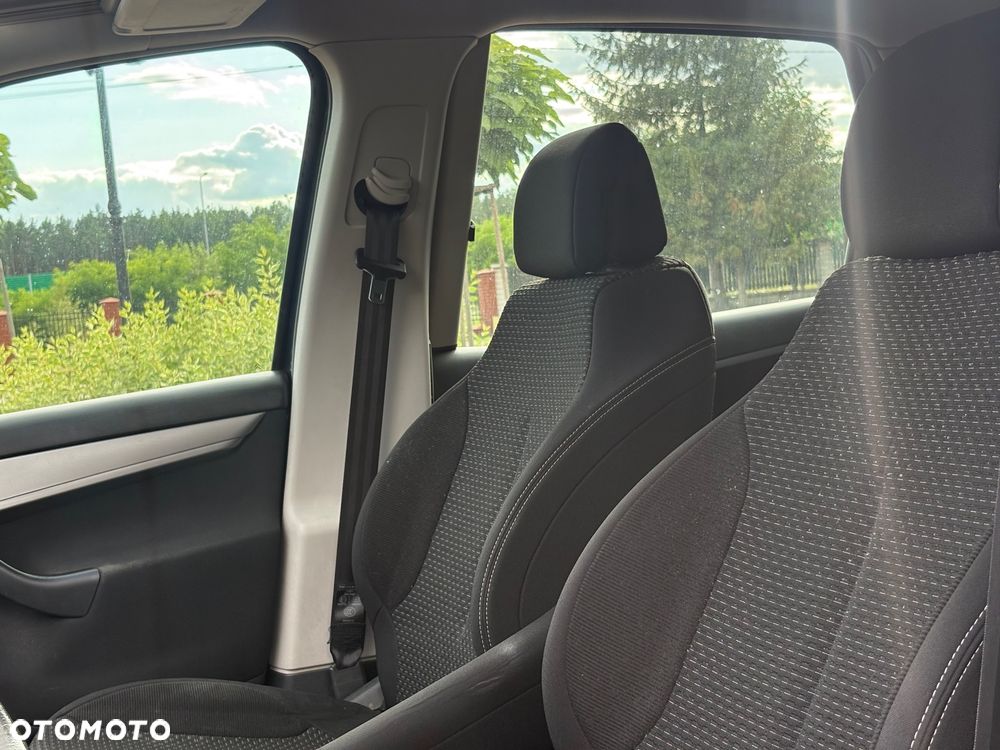 Citroën C4 Picasso VTi 120 Attraction - 19