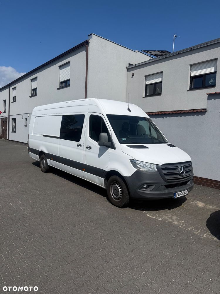 Mercedes-Benz Sprinter - 1