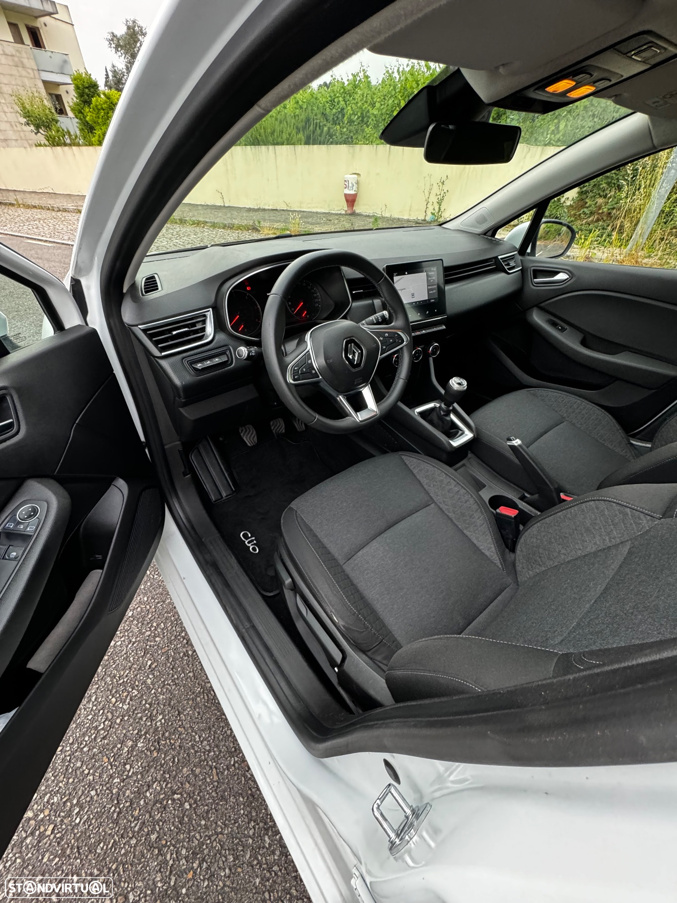 Renault Clio (Energy) dCi 90 Start & Stop INTENS - 11
