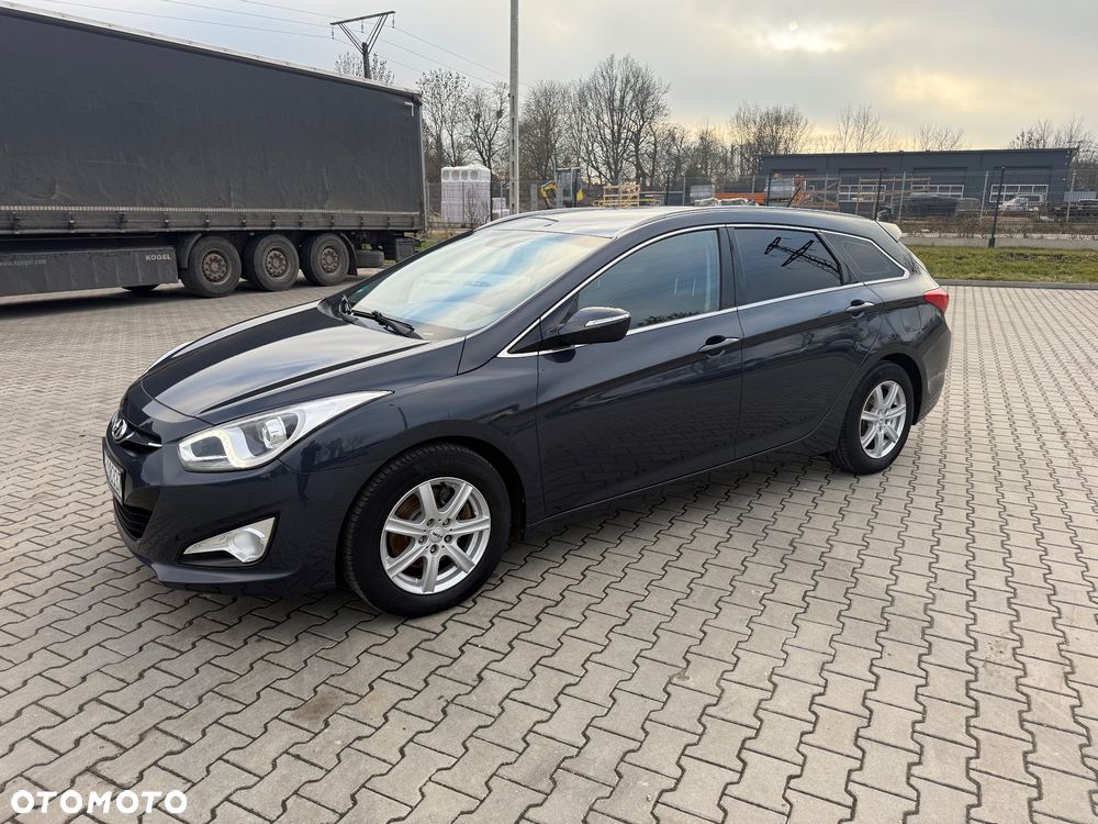Hyundai i40 Kombi blue 1.6 Classic - 5
