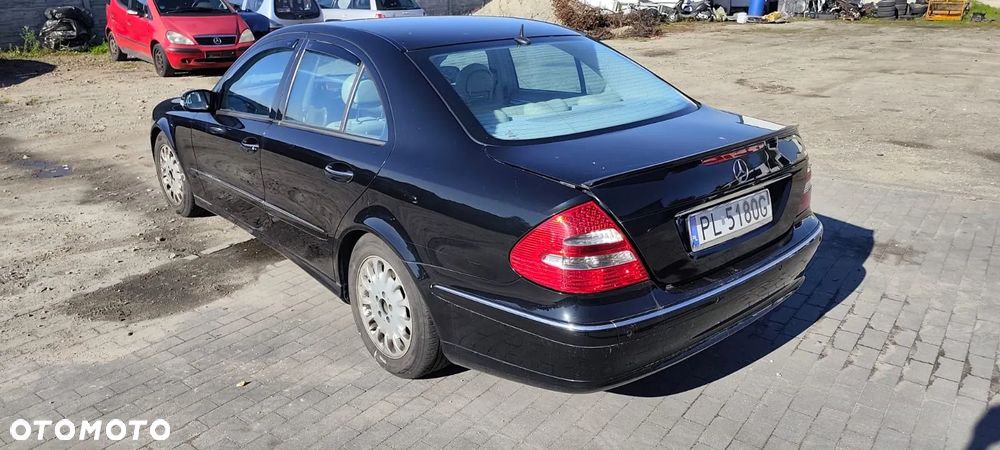 Mercedes-Benz Klasa E - 2