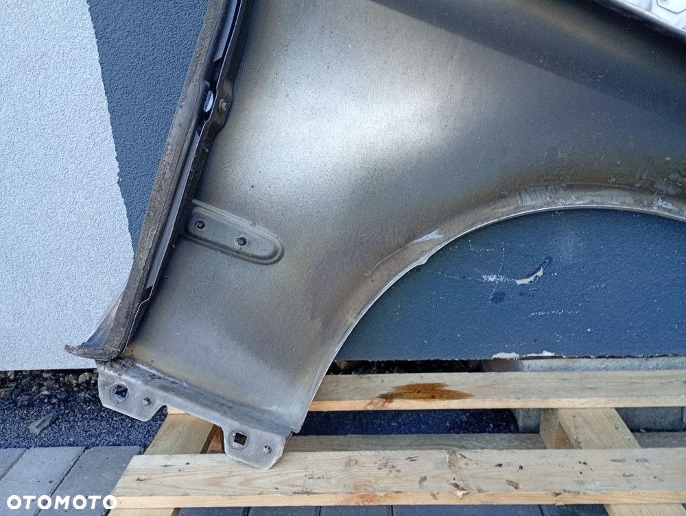 błotnik przedni lewy przód mercedes w211 e-klassa c744 - 5