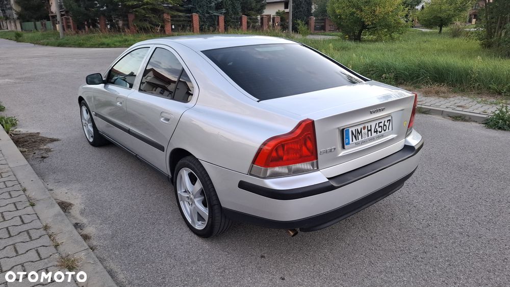 Volvo S60 2.4 Momentum - 8