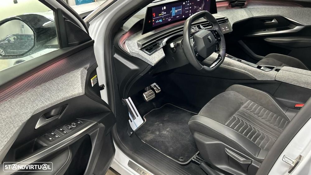 Peugeot E-3008 GT - 6