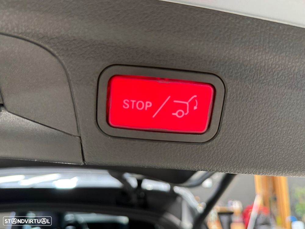 Mercedes-Benz GLE 300 d 4Matic - 29