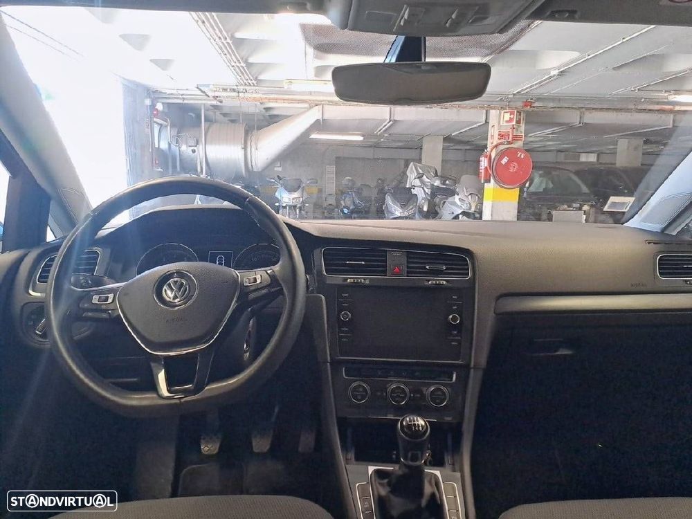 VW Golf 1.0 TSI Stream - 8