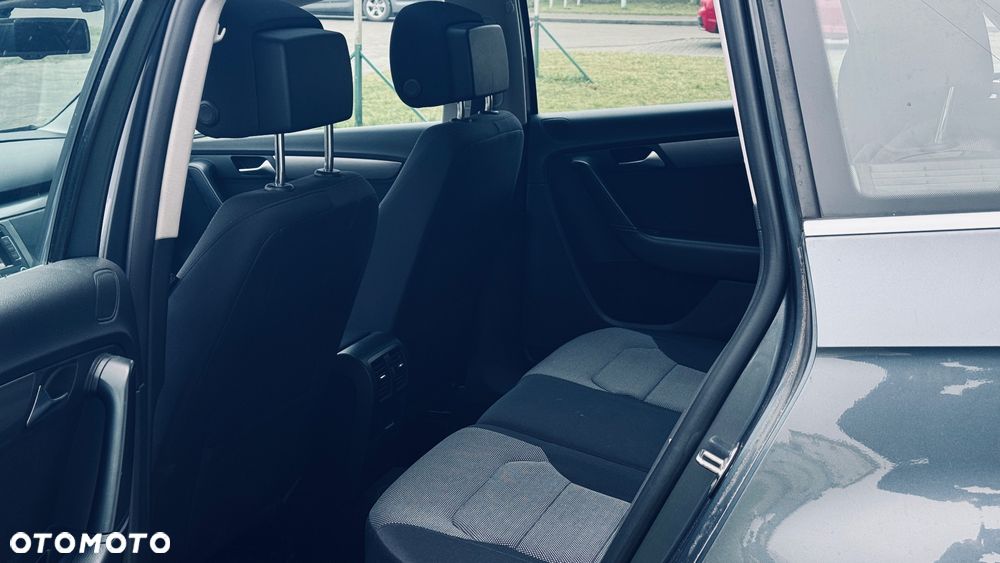 Volkswagen Passat 2.0 TDI 4Mot Highline DSG - 10