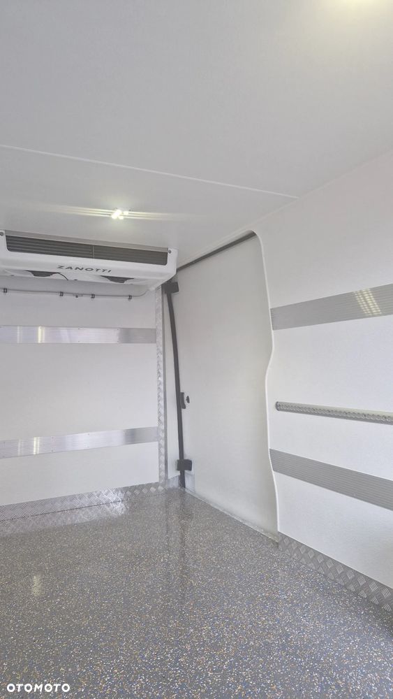 Renault MASTER - 9