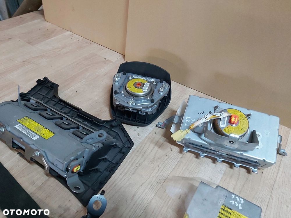 Toyota AVENSIS T27 I Lift air bag poduszka deska kierowcy pas przód - 5
