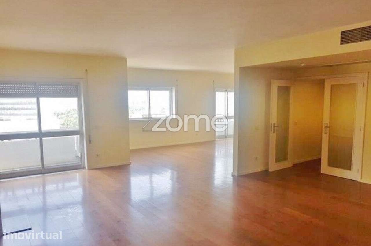 Excelente Apartamento T3 para Arrendamento no Centro da Maia - Grande imagem: 3/39