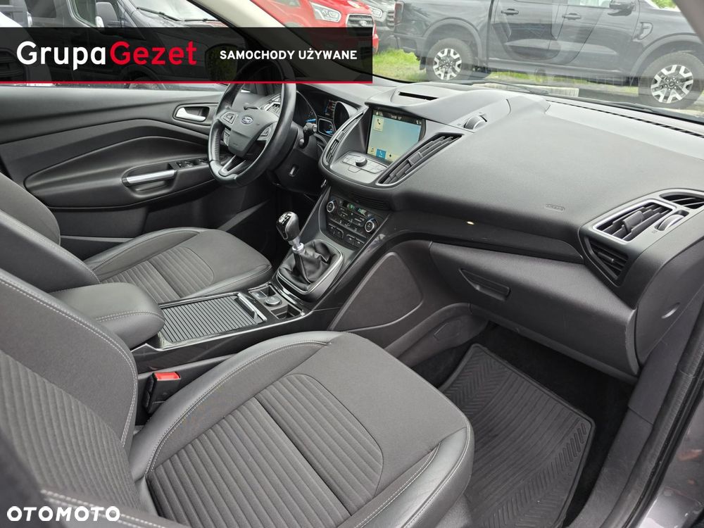 Ford Kuga - 30