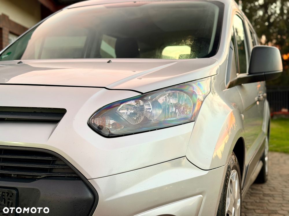 Ford Transit Connect - 13