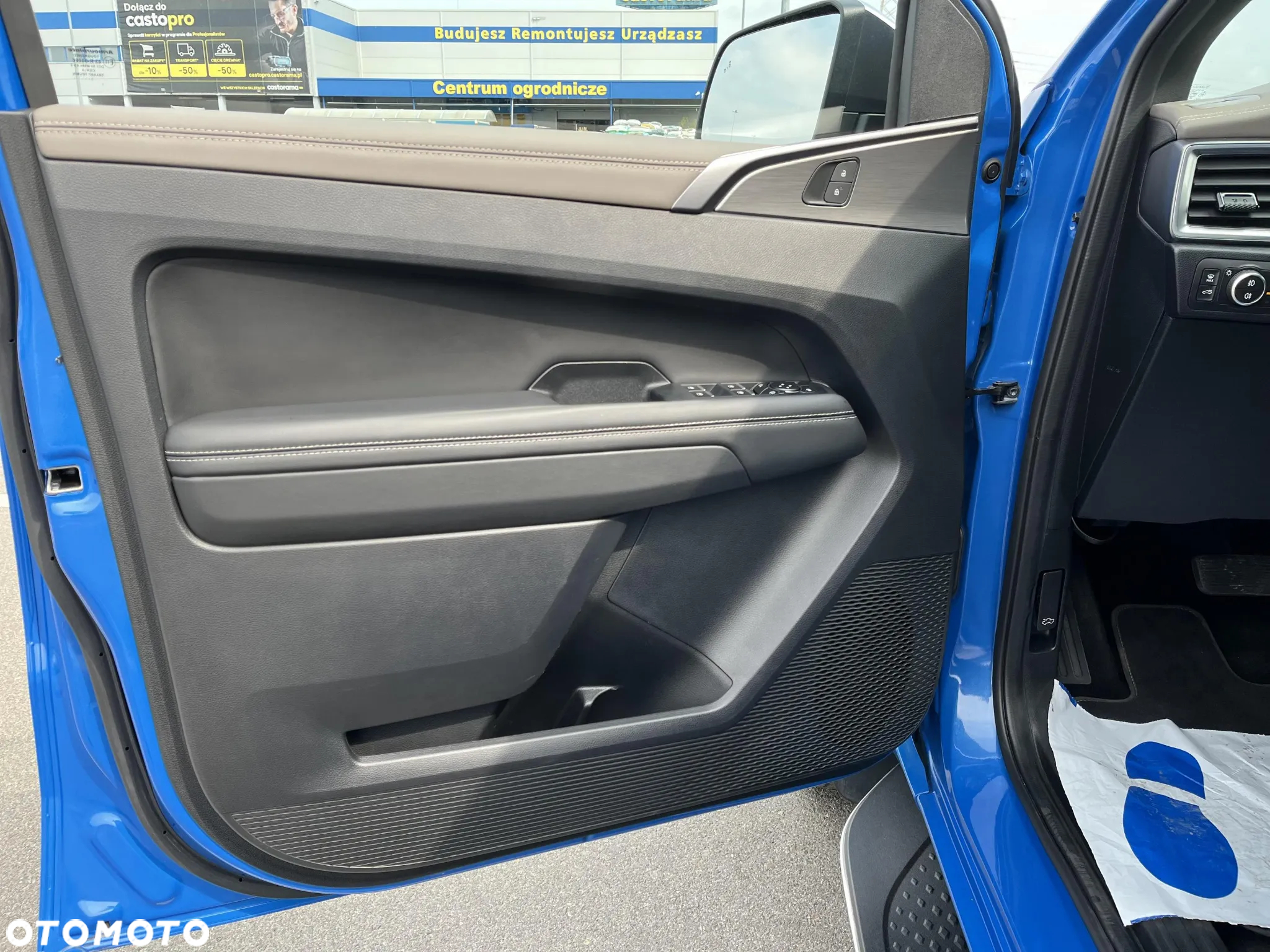 Volkswagen Amarok - 10