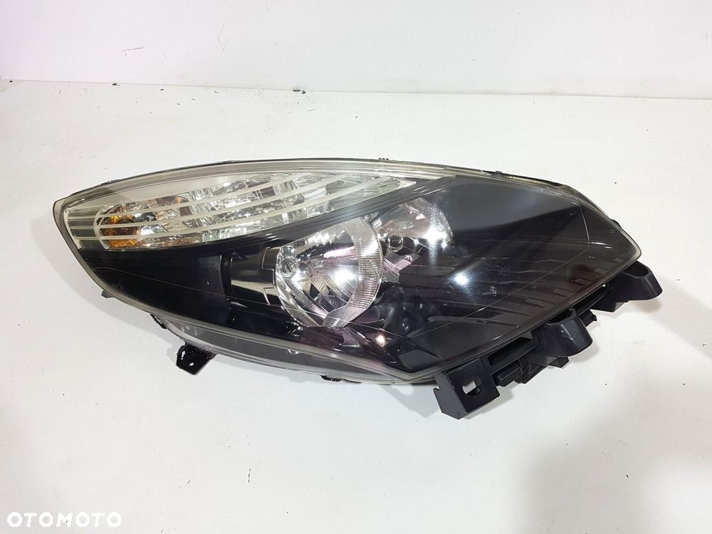 RENAULT SCENIC III 3 LAMPA PRZÓD PRZEDNIA PRAWA 260100023R EUROPA ORYGINAŁ - 1