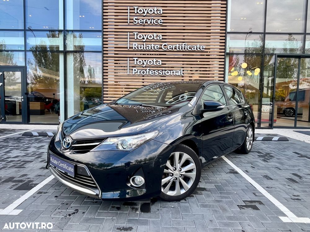 Toyota Auris - 2