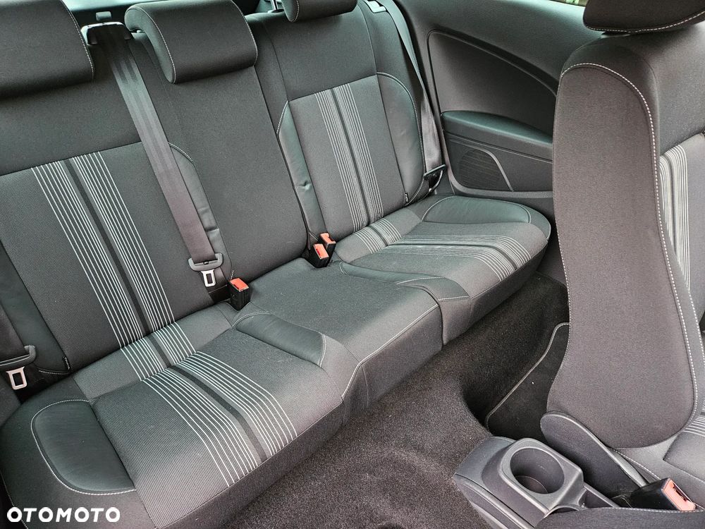 Volkswagen Polo 1.2 TSI MATCH - 7