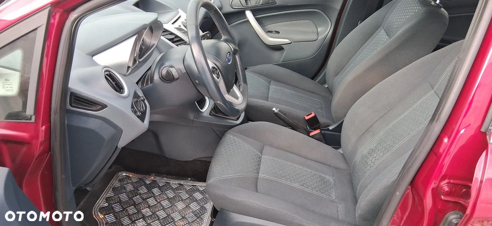 Ford Fiesta 1.25 Titanium - 9
