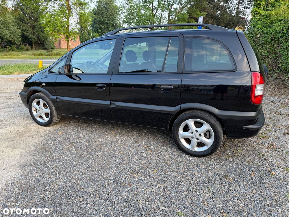 Opel Zafira 1.8 16V Comfort - 6
