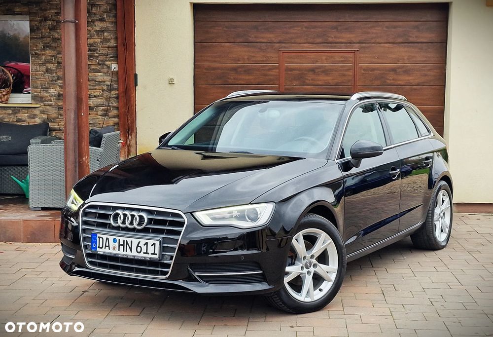 Audi A3 Sportback 1.4 TFSI CoD Ambiente - 2