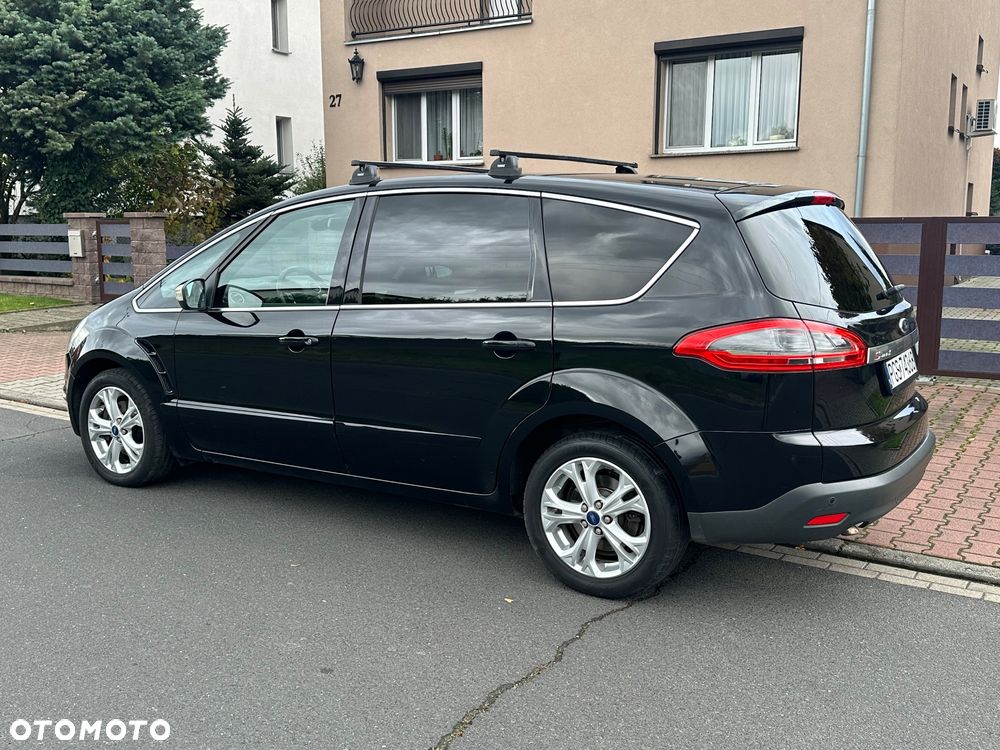 Ford S-Max 2.0 TDCi DPF Titanium - 32