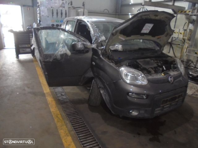 Carro MOT: 46341162 CXVEL : 463427791 FIAT  PANDA CROSS 3 2021 1.0I 69CV 5P CINZA GASOLINA/HIBRIDO - 4