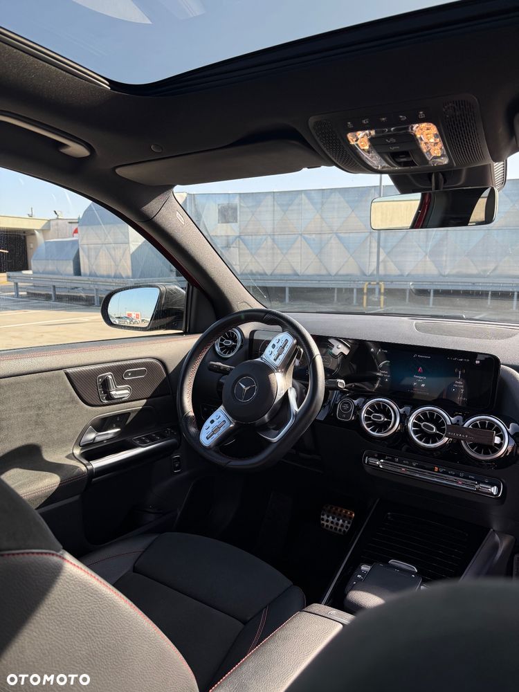 Mercedes-Benz GLA 180 d Business Edition - 19