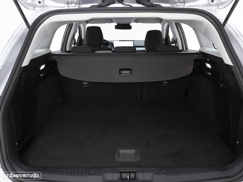 Ford Focus SW 1.5 TDCi EcoBlue Active - 11