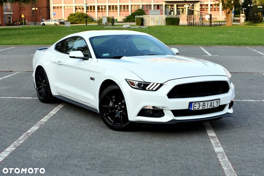 Ford Mustang 5.0 Ti-VCT V8 GT - 2