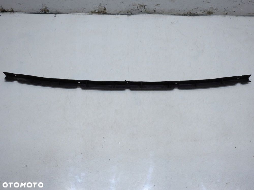 ŚLIZG ZDERZAKA TYŁ AUDI A4 B7 AVANT 8E9807989 - 9