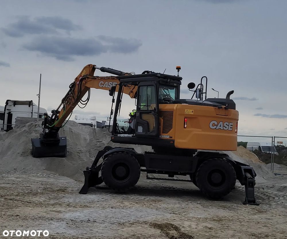 Case Koparka kołowa WX155 17 ton - 11