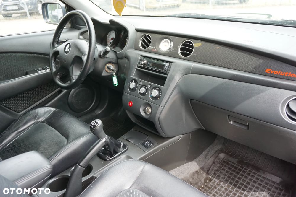 Mitsubishi Outlander 2.0 Turbo 4WD - 17