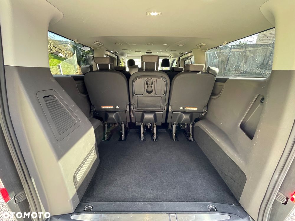 Ford Tourneo Custom 2.0 EcoBlue L2 Titanium - 9