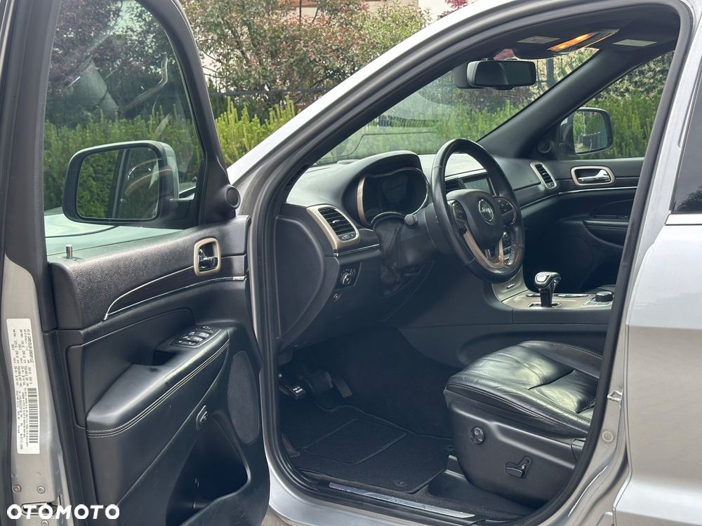 Jeep Grand Cherokee 3.6 V6 Overland Summit - 24